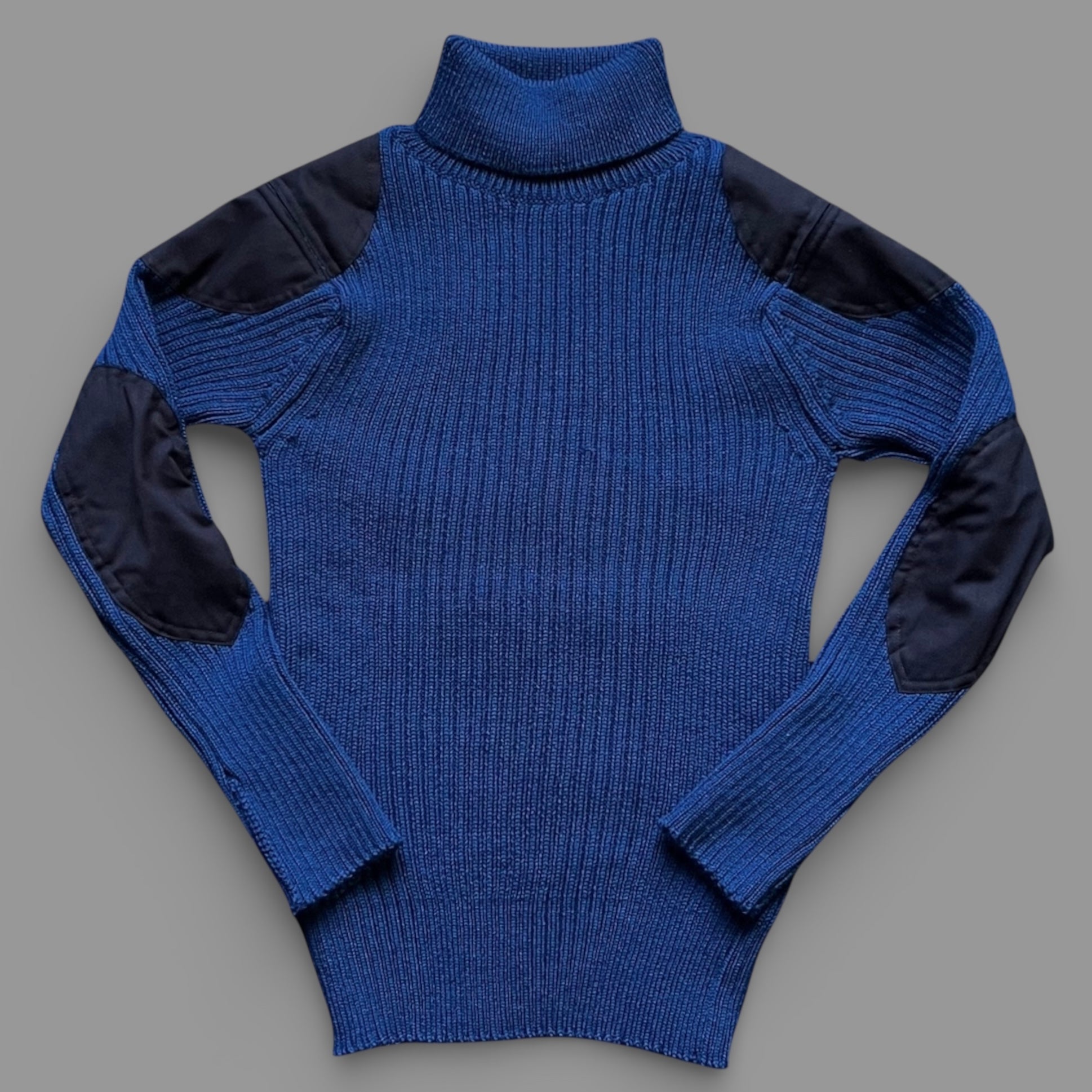 THE SERVICE - CORVETTE BLUE WITH NAVY PATCHES